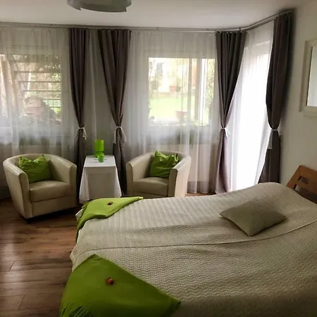 Wohnen Im Grunen - Rheinnahe Und Stadtnah Apartment Cologne